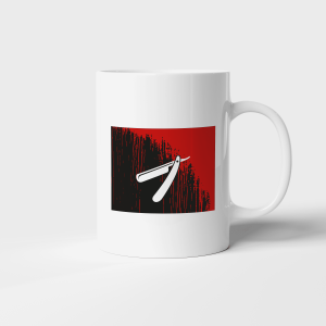 Filmkoppen #4 - En hvit keramikk-kopp med et design av hvit barberkniv på svart bakgrunn med blod rennende fra øvre høyre hjørne